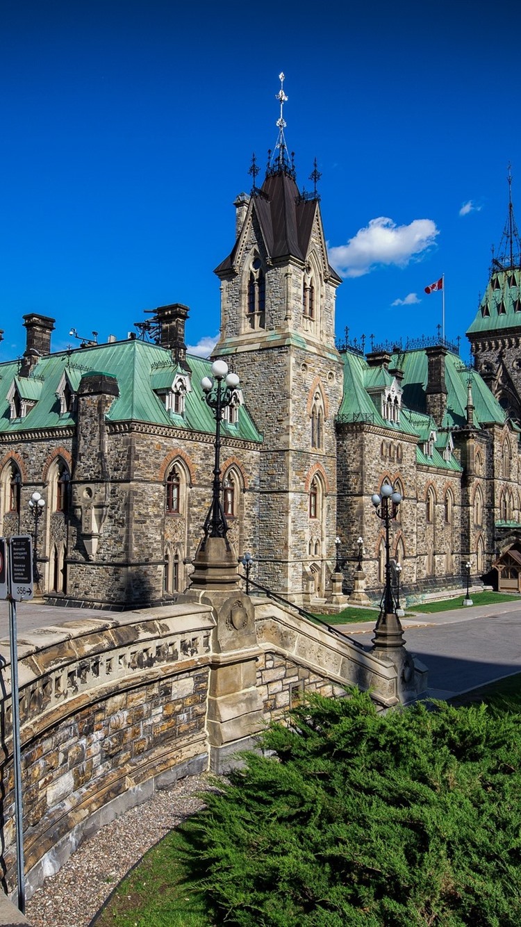 加拿大版苹果手机好吗(加拿大苹果手机比国内便宜吗)